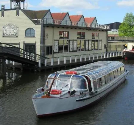 Logeren Op Dijk43 بيت ضيافة 3*