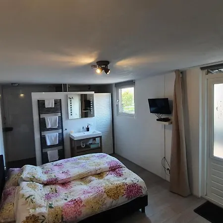 Logeren Op Dijk43 4* Broek op Langedijk