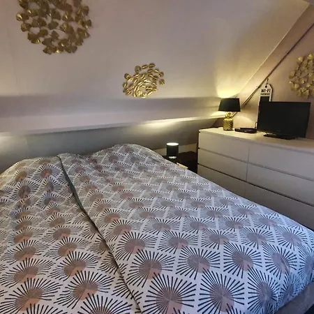 Logeren Op Dijk43 Guest house 4*