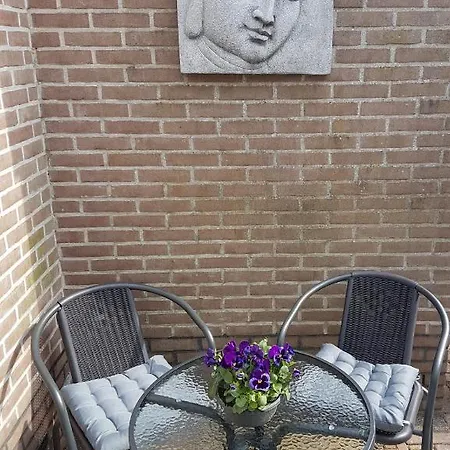 Logeren Op Dijk43 בית הארחה 4*