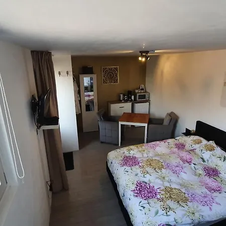 Logeren Op Dijk43 *